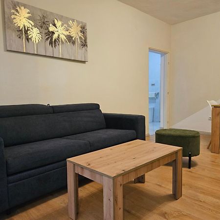 Apartmani Ljuba Rogoznica  Eksteriør billede