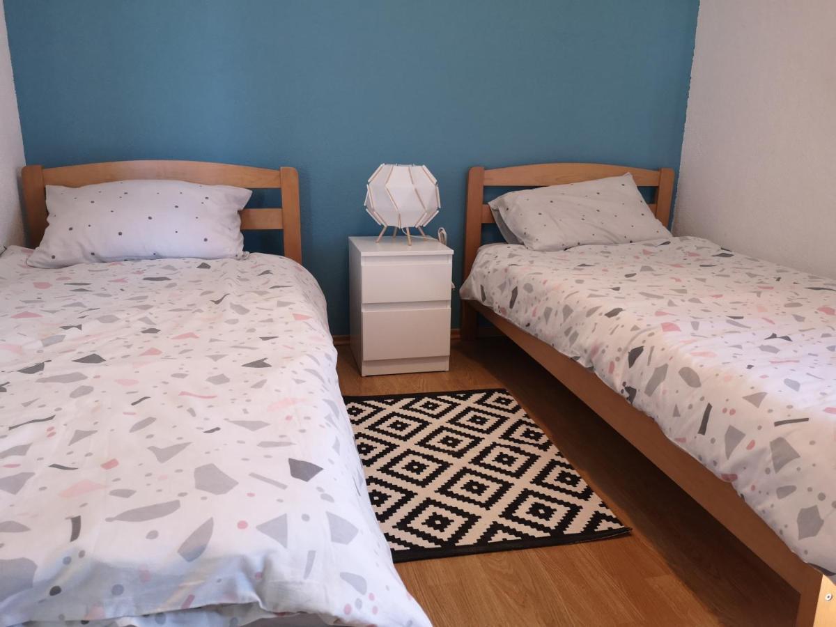 Apartmani Ljuba Rogoznica  Eksteriør billede