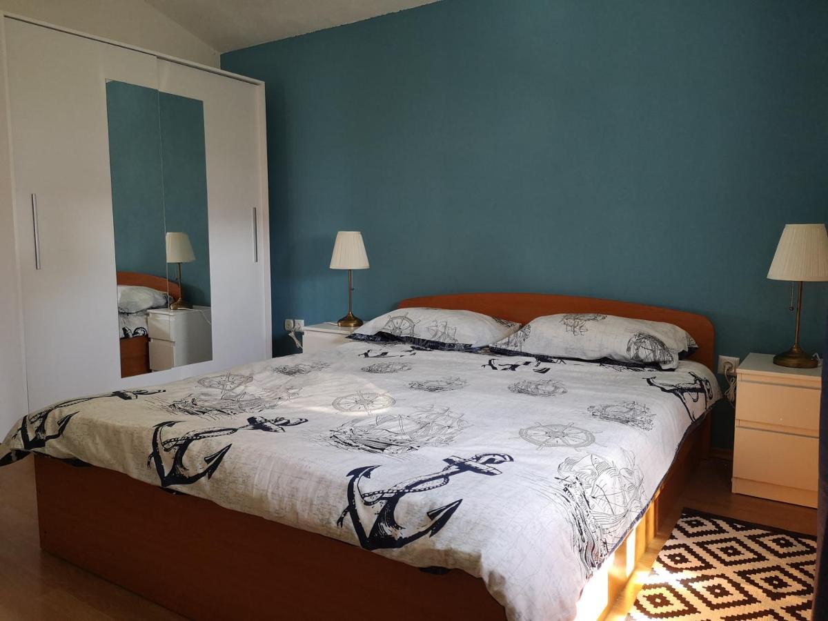 Apartmani Ljuba Rogoznica  Eksteriør billede